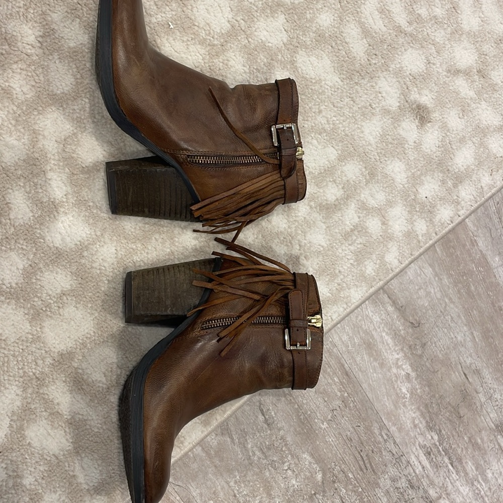 Steve Madden Ankle Booties With Fringe Size 6 - image 5